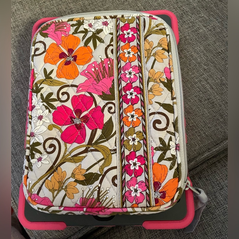 Vera Bradley Tea Garden quilted floral zip close e reader kindle Tablet case